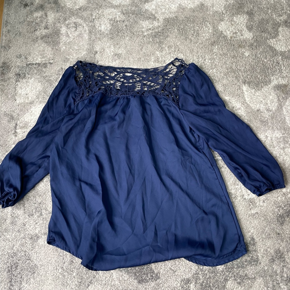 Miss daisy blouse - Picture 2 of 2